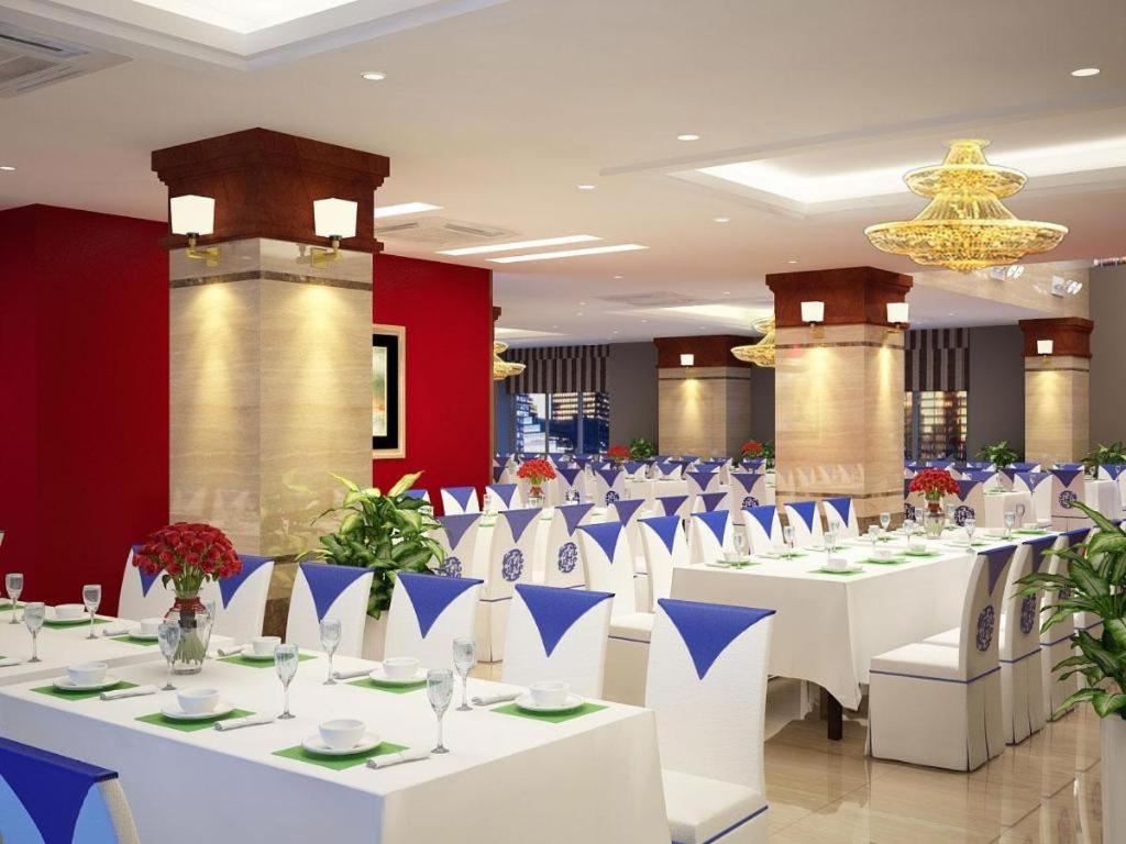 Royal Palace Hotel Tuyen Quang Esterno foto